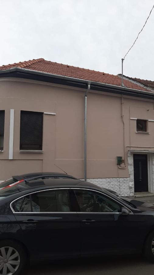 Casa Isa Villa Oradea Eksteriør billede