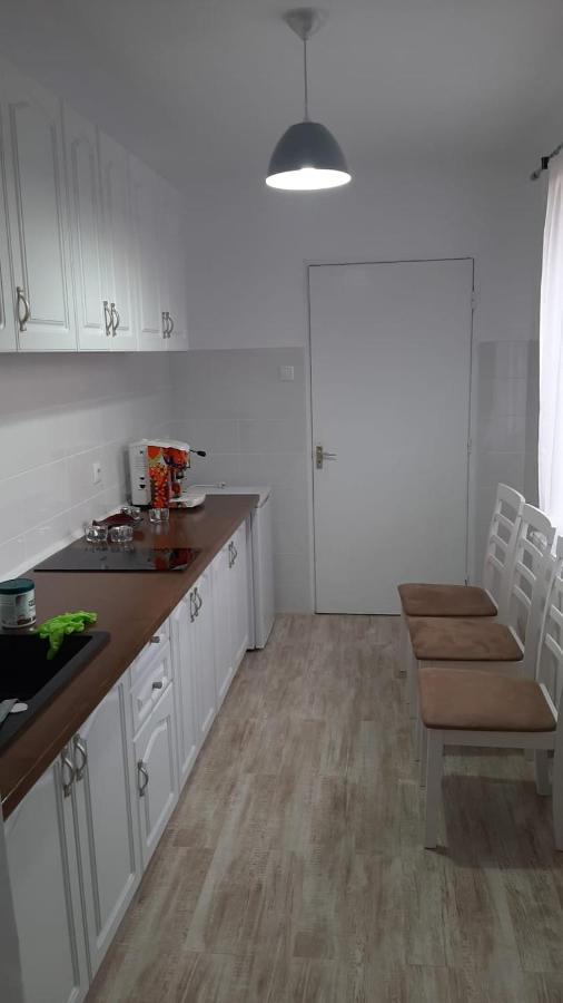 Casa Isa Villa Oradea Eksteriør billede