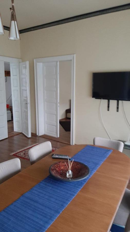 Casa Isa Villa Oradea Eksteriør billede