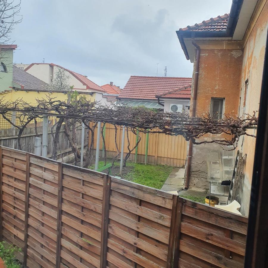 Casa Isa Villa Oradea Eksteriør billede
